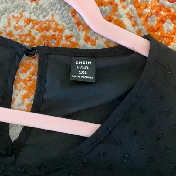 Black Swiss dot top size 1XL - Picture 4 of 4